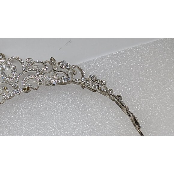 Elegant Rhinestone Wedding Tiara Silver Tone Bridal Crown Crystal Headpiece - Picture 4 of 6